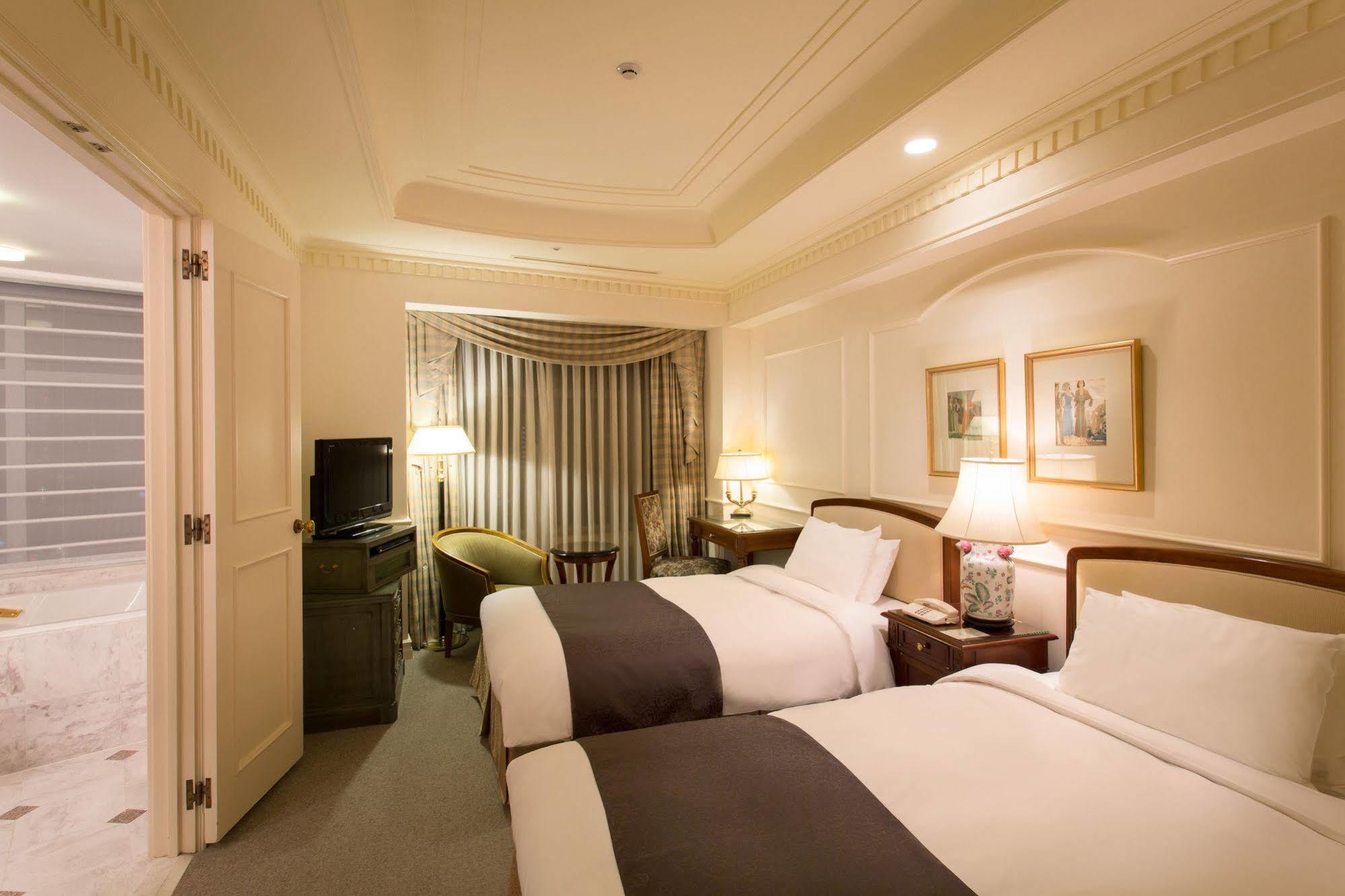 Hotel The Manhattan Chiba Exterior foto